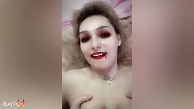 Ivan Helsing hard kawin drakula seksi lan rawuh ing dheweke bokong